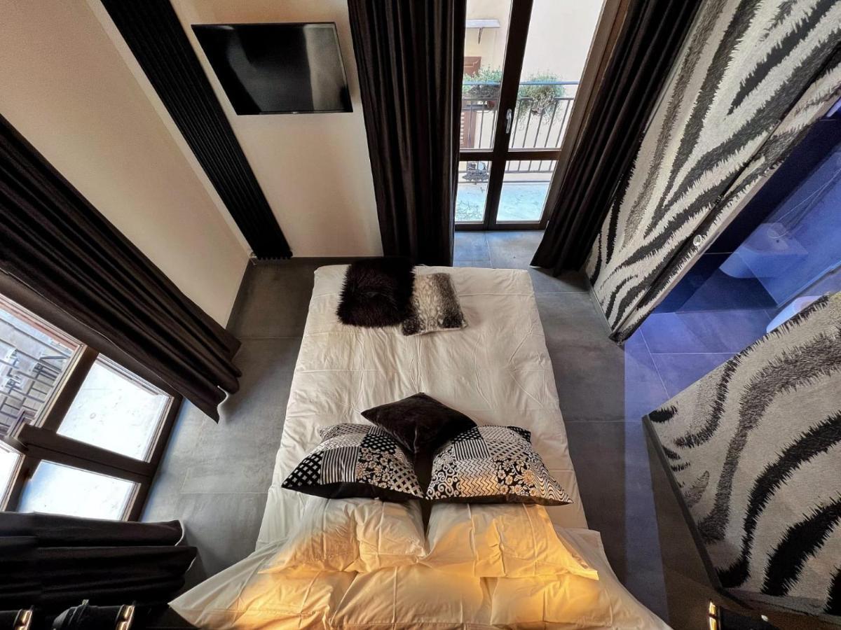 Sant'Andrea - Luxury Rooms In Vucciria Palermo Exteriör bild